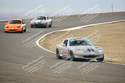 media/Jan-26-2025-CalClub SCCA (Sun) [[cfcea7df88]]/Group 4/Race/